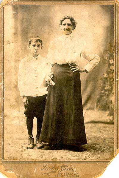 Leah Bilsky with grandson Irving Auerbach (1913?)