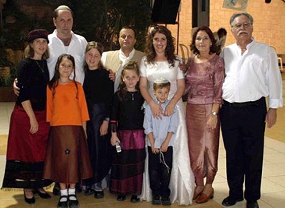 Rafi & Chana Kitsis with family at Ayelet's wedding