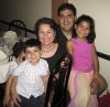 Family: Carlos Roberto MUNOZ / Grace Bonnyanne GILBERT